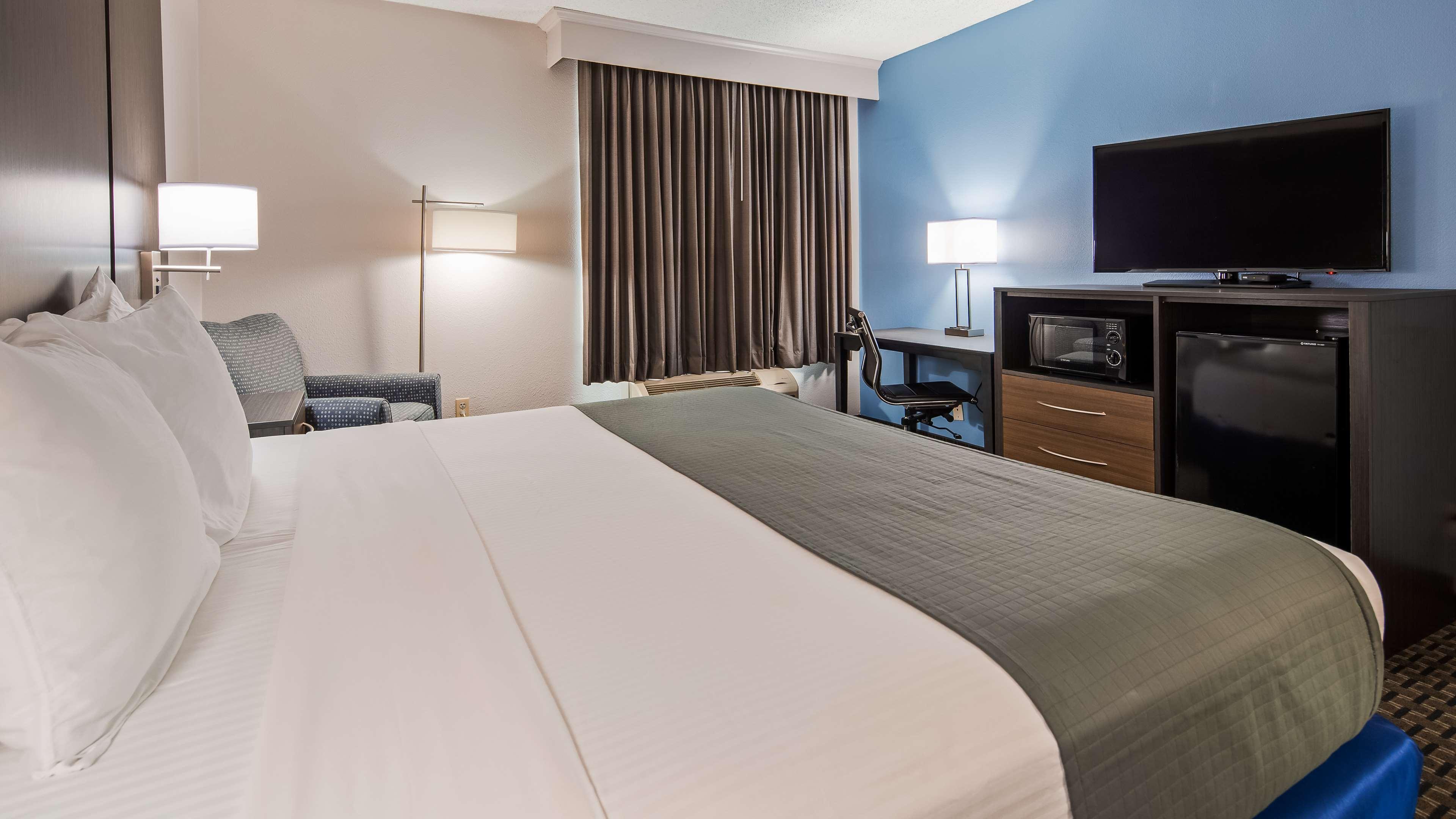 Western Park Centre Hotel 3*