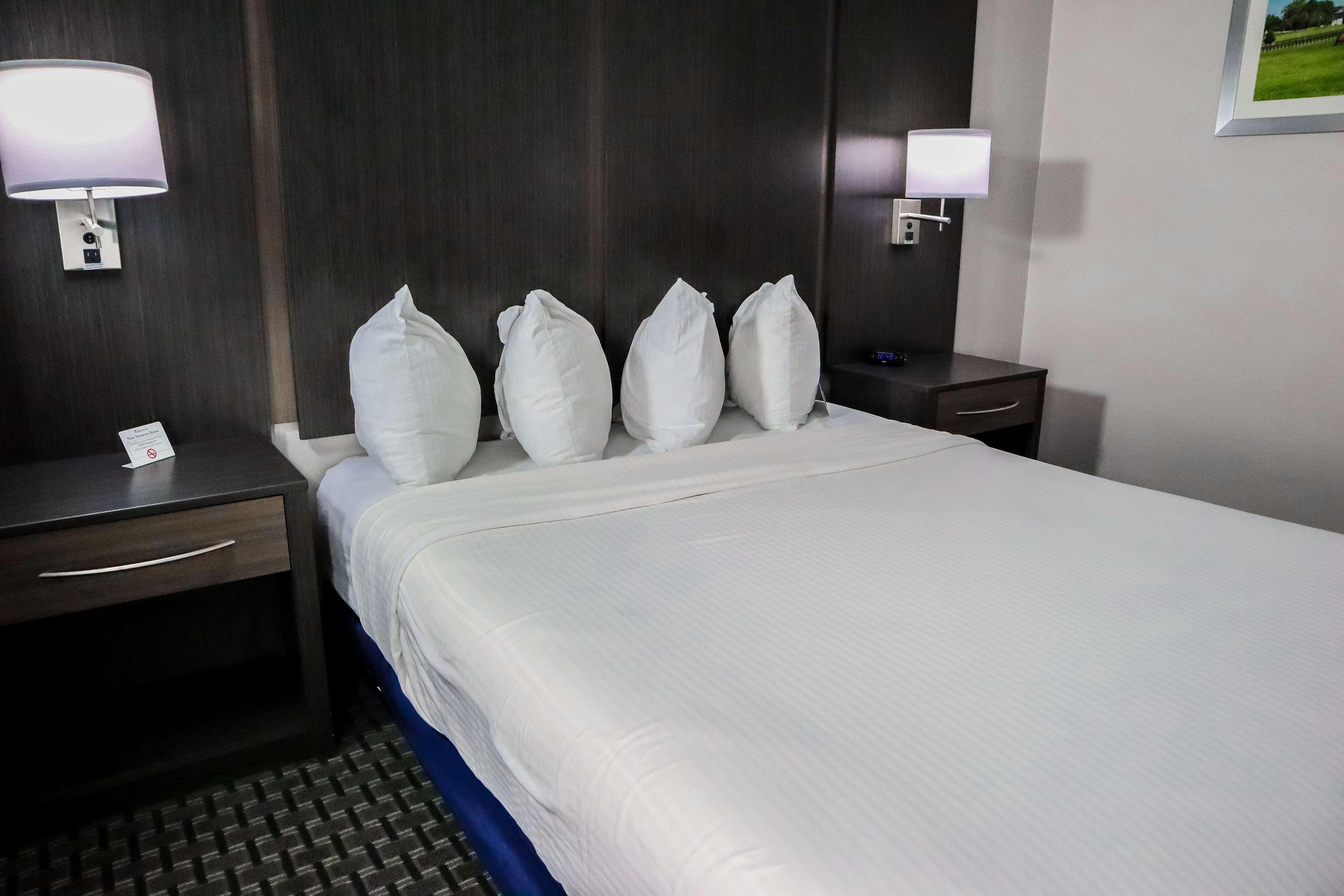 Western Park Centre 3*