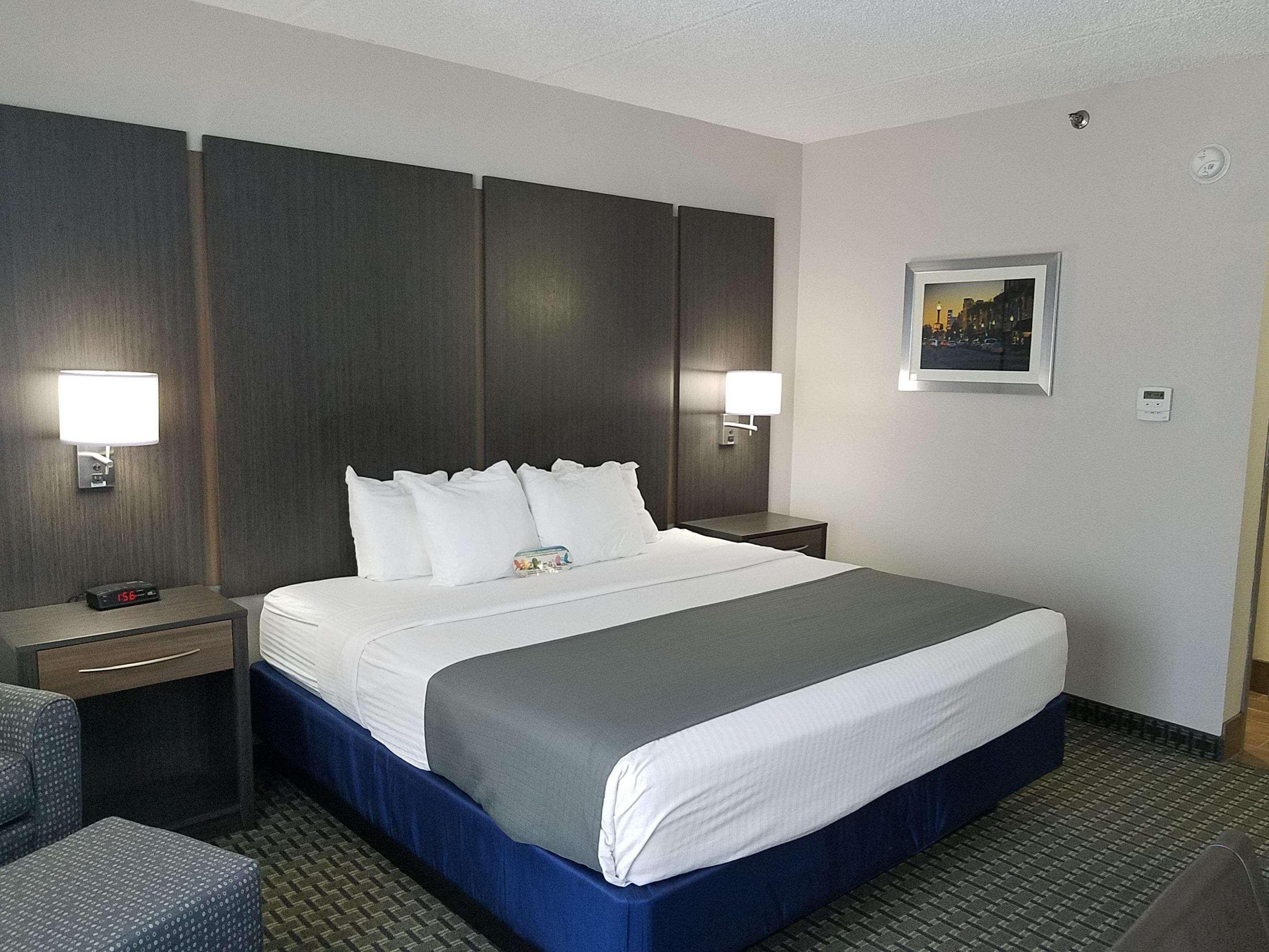 Western Park Centre Hotel 3*
