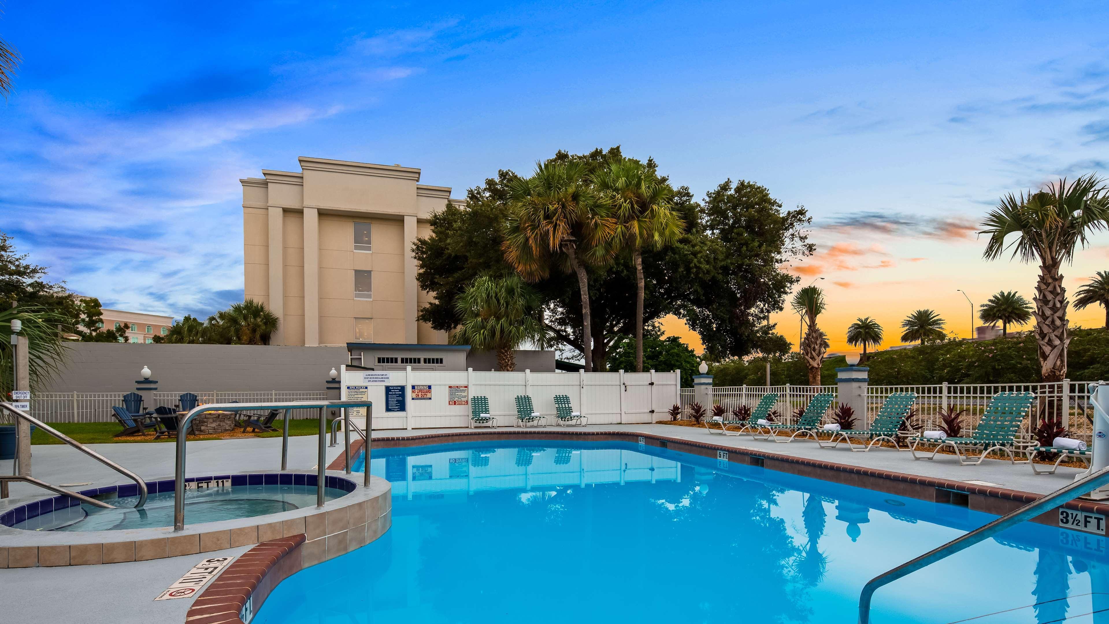 Western Park Centre 3*